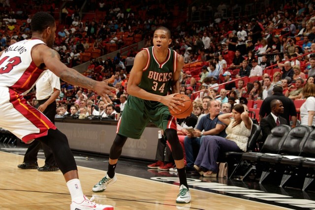 湖人魔鬼主场一败难求 或大胜爵士破14年纪录